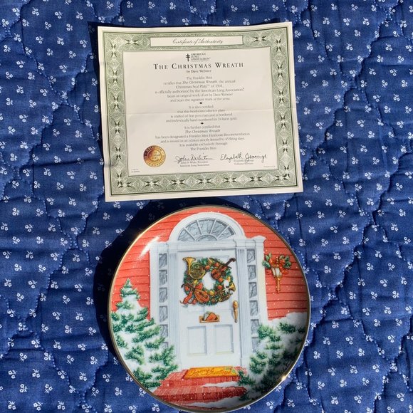 FRANKLIN MINT 'A CHRISTMAS WREATH' - Picture 6 of 6